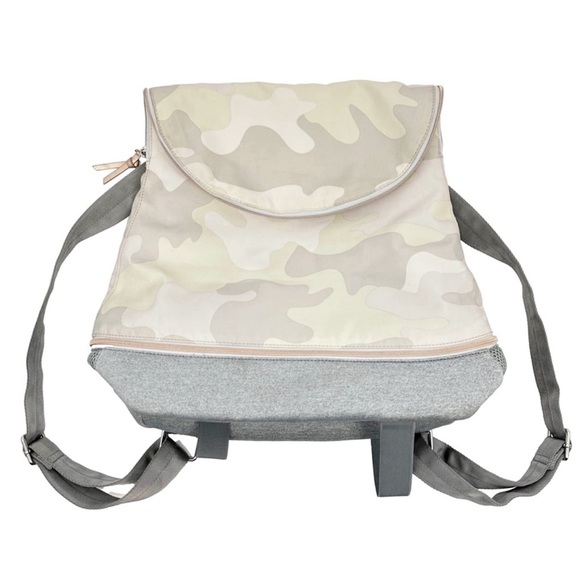 Stella & Dot Crush It Backpack Blush Camo - Picture 2 of 8